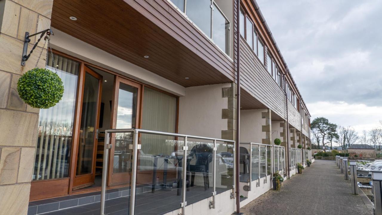 Tewitfield Marina Apartamento Carnforth Exterior foto