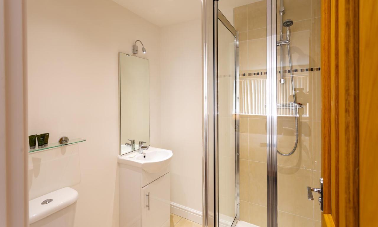 Tewitfield Marina Apartamento Carnforth Exterior foto