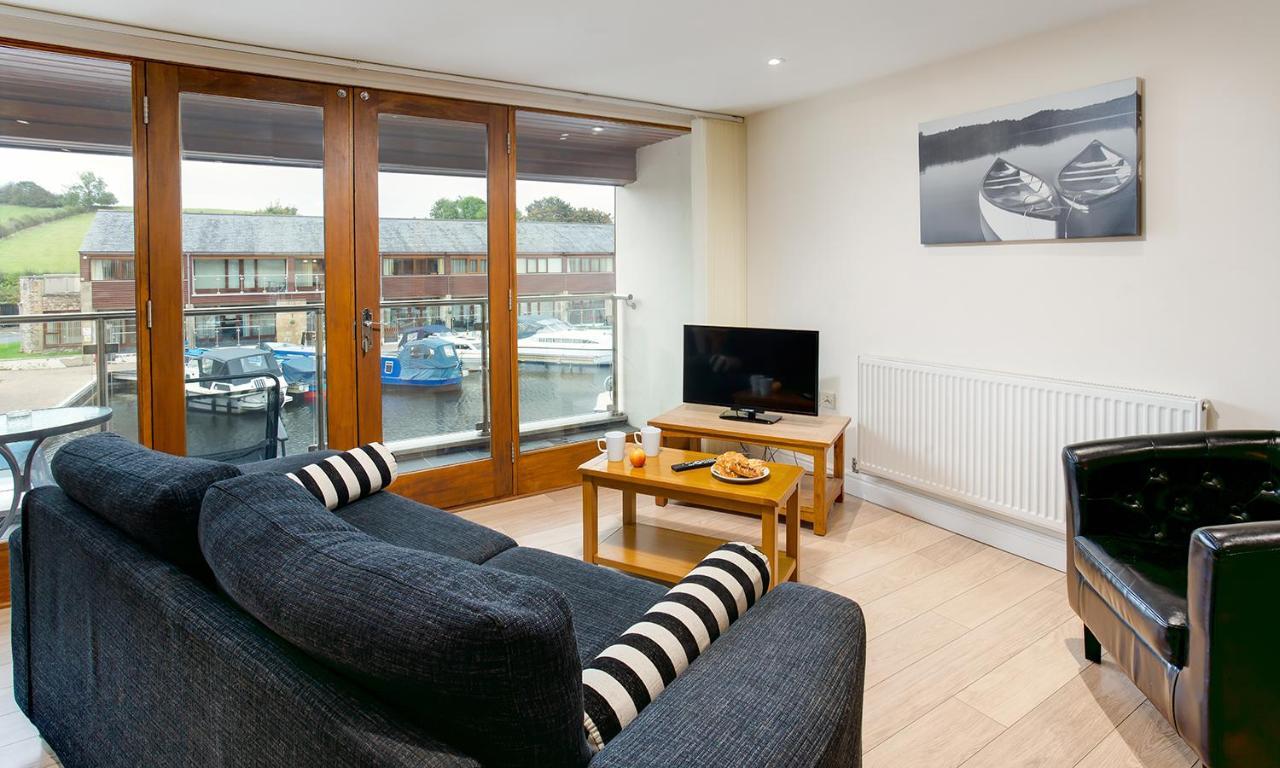 Tewitfield Marina Apartamento Carnforth Exterior foto