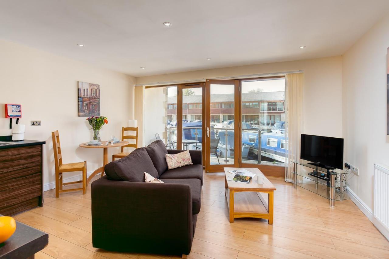 Tewitfield Marina Apartamento Carnforth Exterior foto