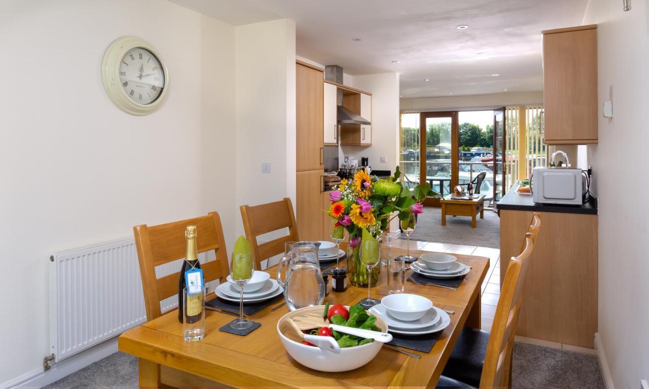 Tewitfield Marina Apartamento Carnforth Exterior foto