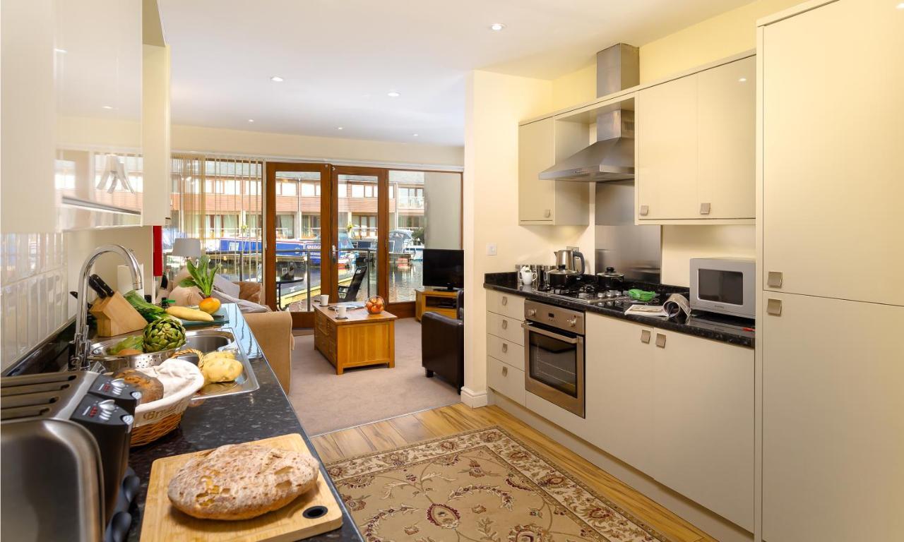 Tewitfield Marina Apartamento Carnforth Exterior foto