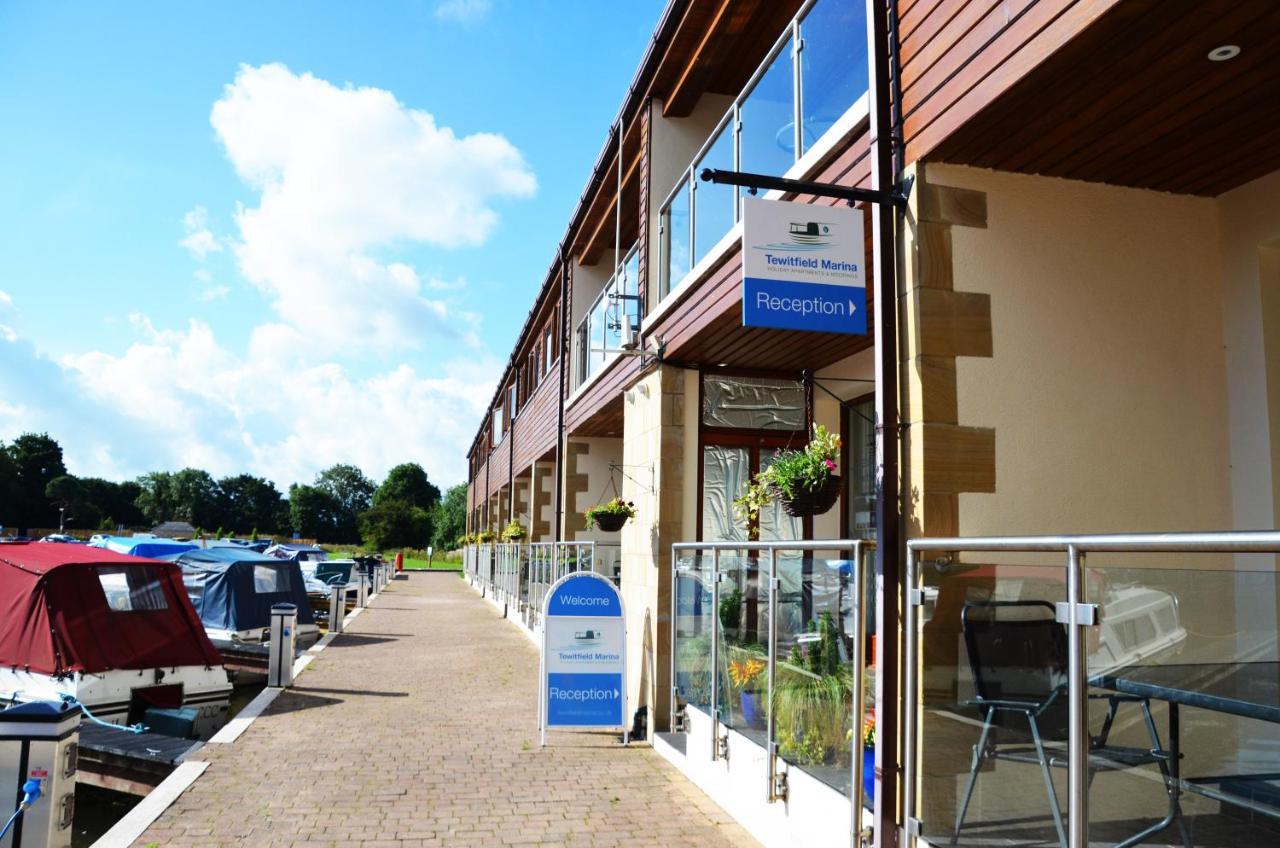 Tewitfield Marina Apartamento Carnforth Exterior foto