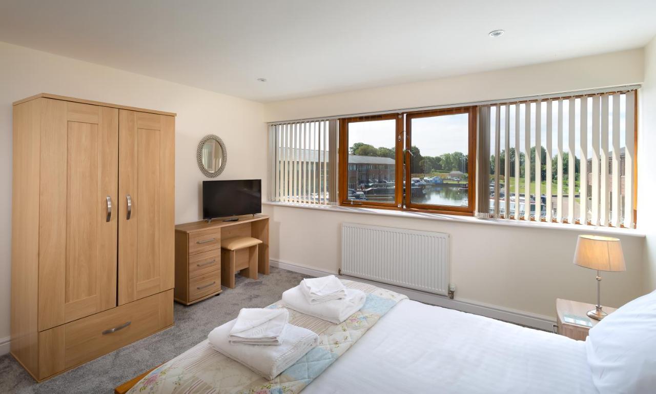 Tewitfield Marina Apartamento Carnforth Exterior foto